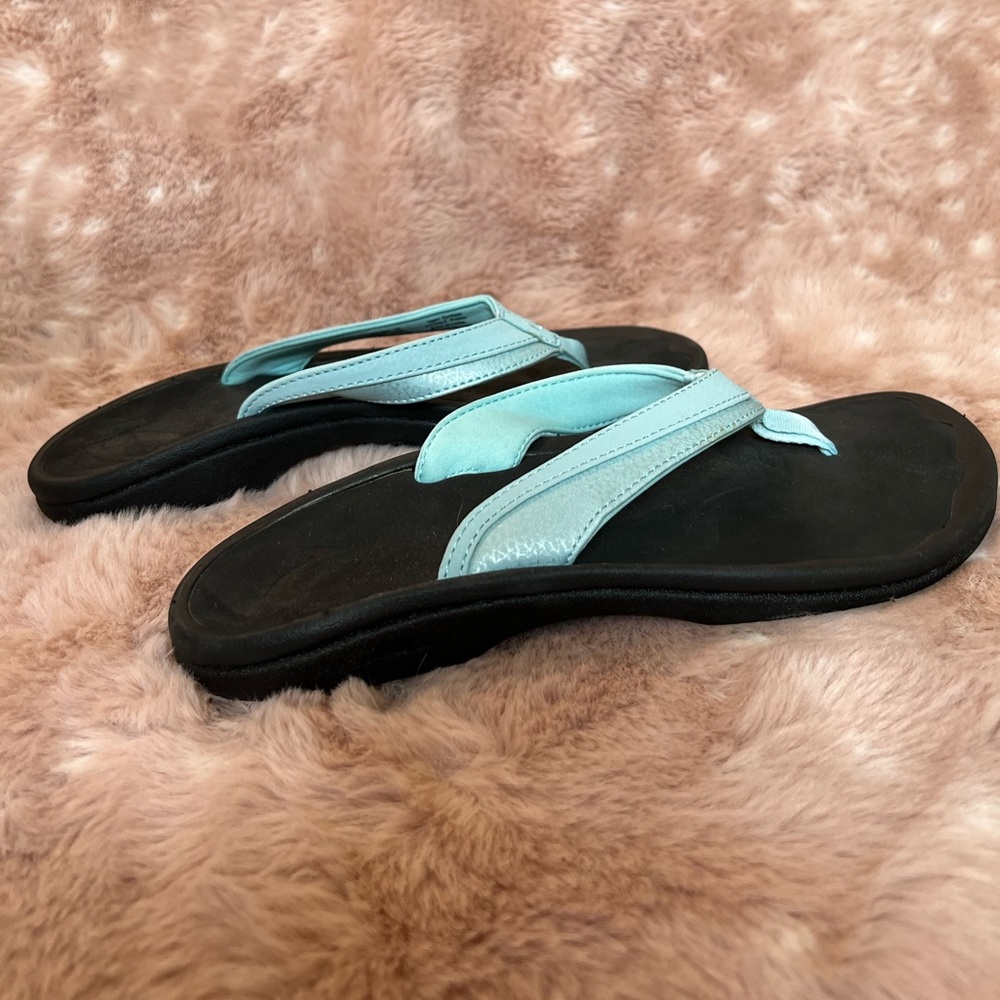 COPY - OluKai ‘Ohana sandals - Size 9